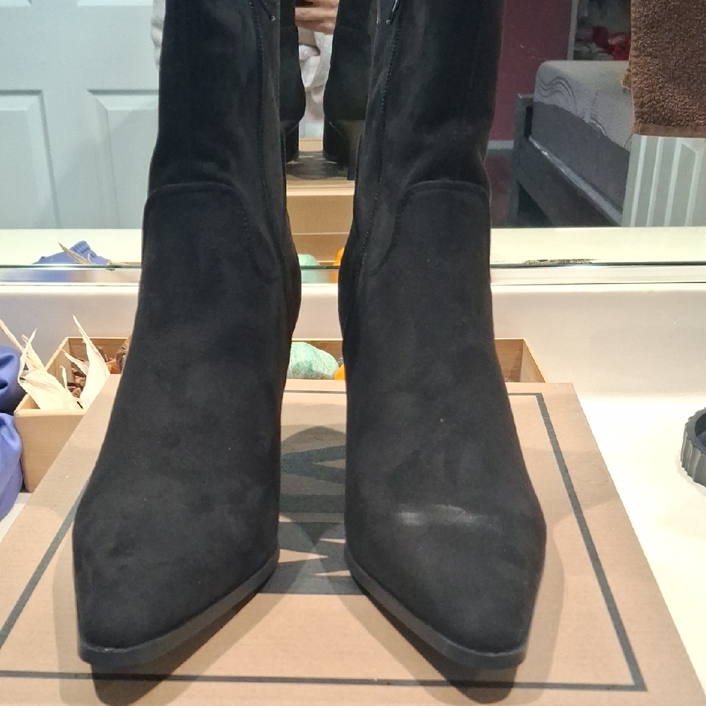 MIA Black Heeled Boots